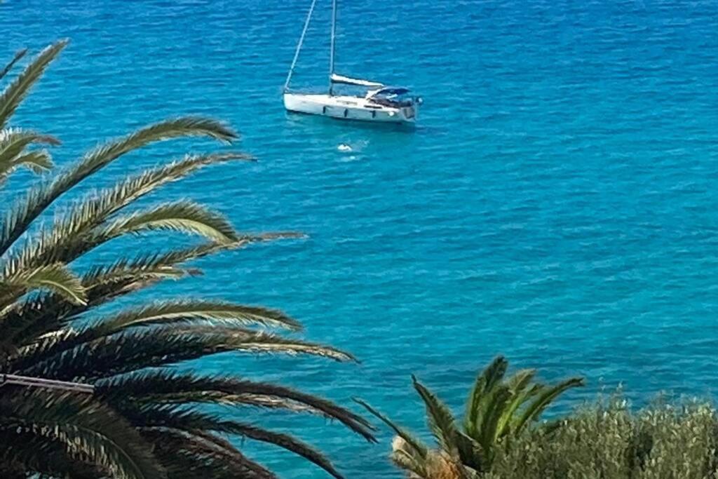 Boutique Apartment With Beach Within Walking Distance, Near Tropea Parghelia Eksteriør bilde
